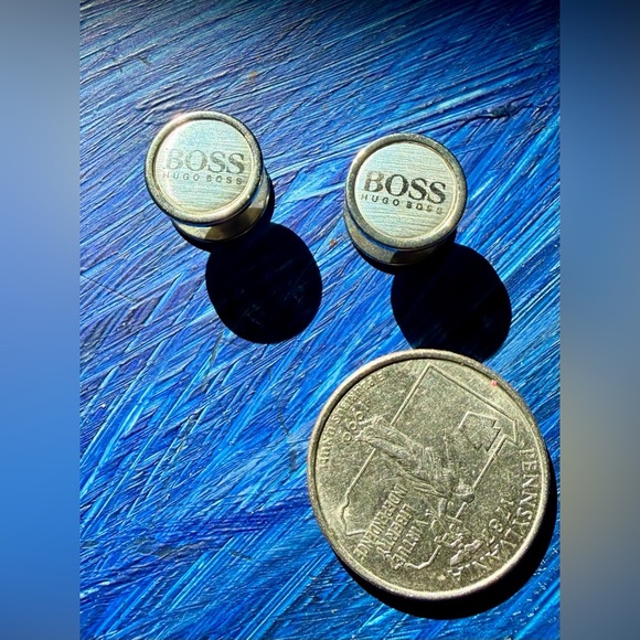 Hugo Boss Black and Silver Cufflinks - Picture 4 of 5